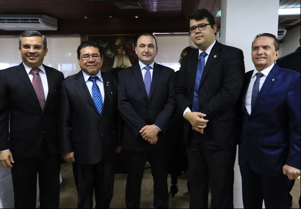 Desembargador Erivan Lopes é empossado como presidente do TJ