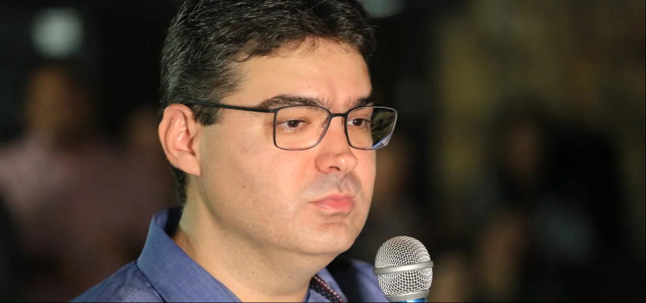 Luciano Nunes discursa
