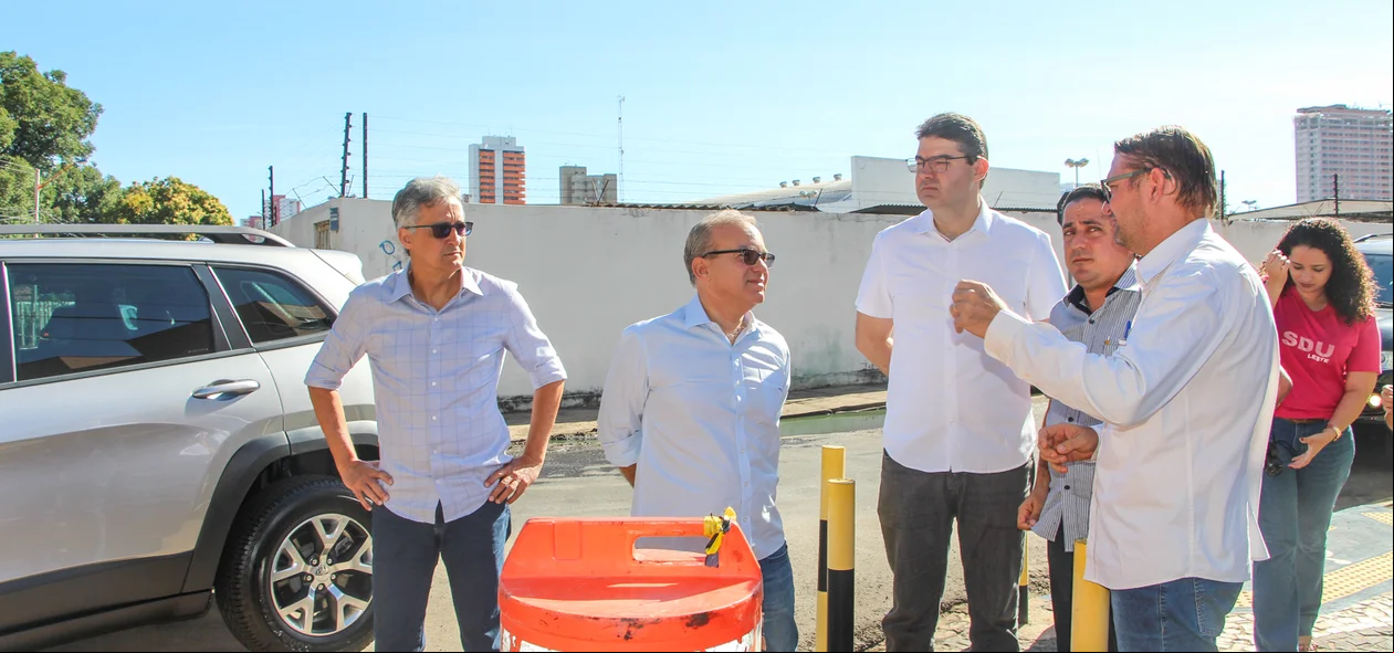 Firmino Filho visita obas na zona leste