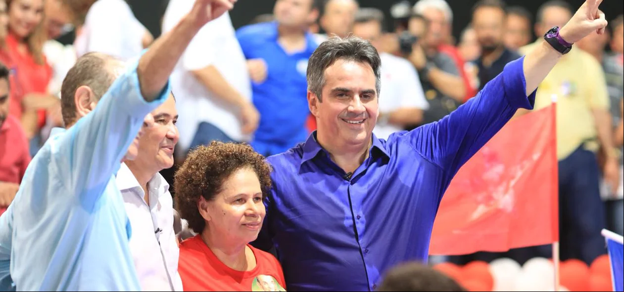 Marcelo Castro, Wellington Dias, Regina Sousa e Ciro Nogueira durante convenção