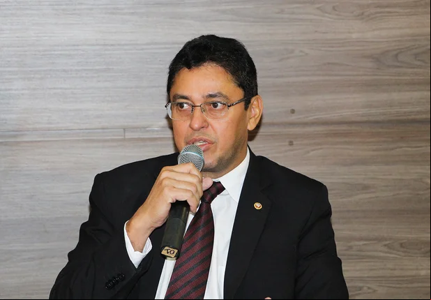 Cleandro Moura