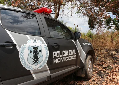 Viatura da Delegacia de Homicídios e Proteção a Pessoa (DHPP)