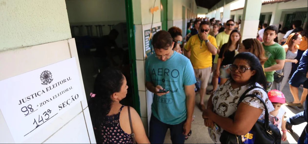 Fila para votar em Teresina
