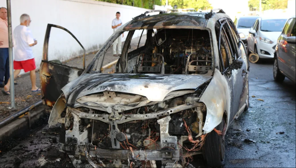 Corpo de Bombeiros controlou as chamas