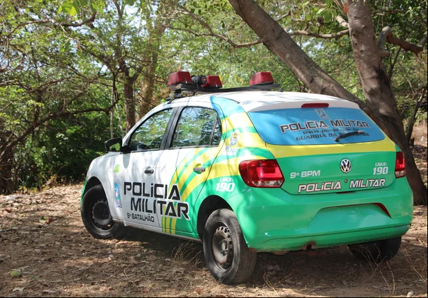 Viatura do 9º Batalhão da Polícia Militar