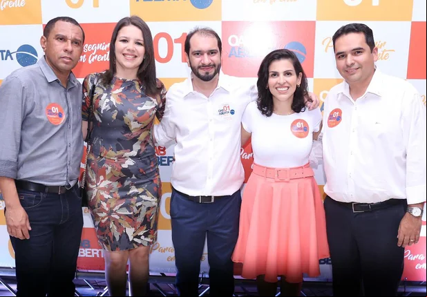 Lucas Villa participa de lançamento de chapa em Floriano 