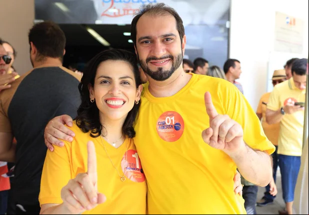 Lucas Villa e Naiara Moraes