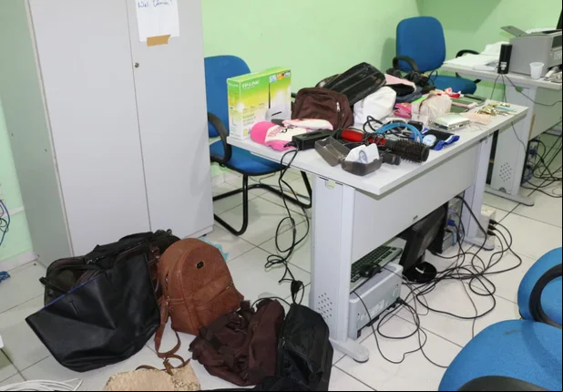 Polícia apreende material roubado em casa de arrombador