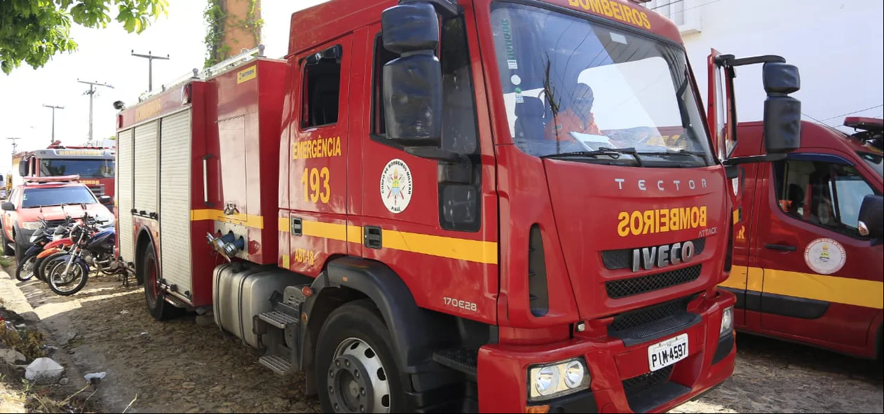 Carro do Corpo de Bombeiros