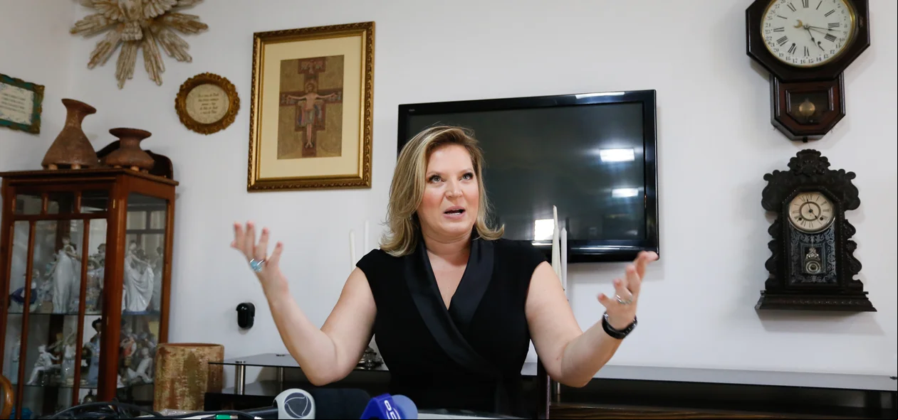 A coletiva de imprensa de Joice Hasselmann foi realizada nesta sexta-feira (08)