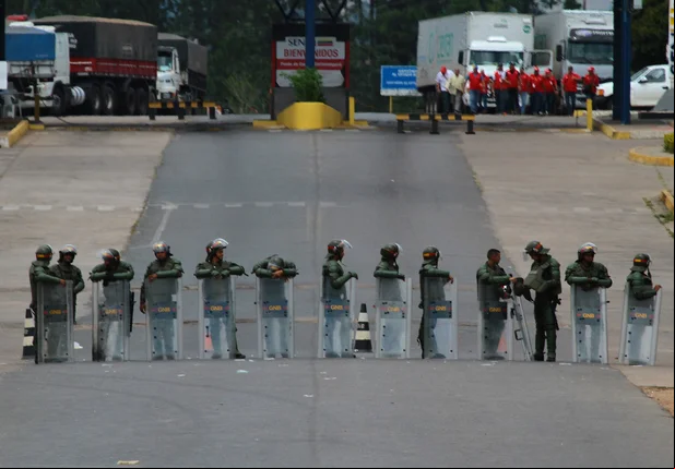 Fronteira da Venezuela com Brasil está fechada 
