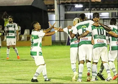 Altos vence o Flamengo por 4 a 2