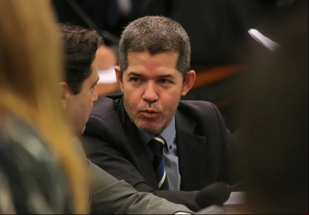 Delegado Waldir