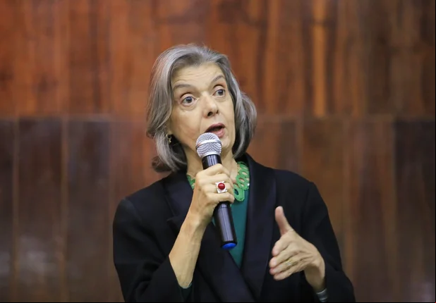 Ministra Cármen Lúcia