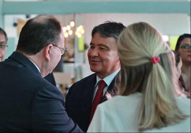 Vanilton Tadini e Wellington Dias durante evento