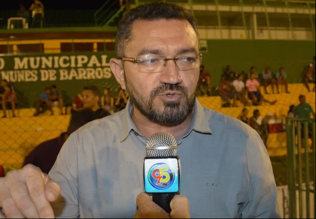 Prefeito Padre Walmir garante apoio para o Picos