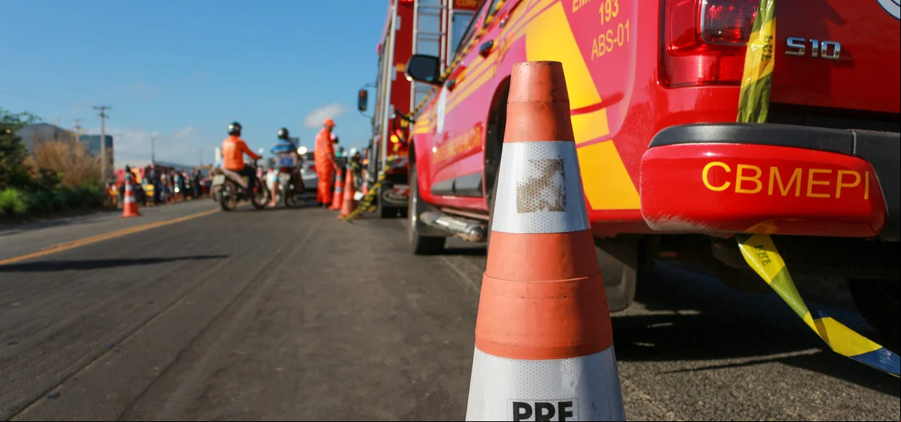 Corpo de Bombeiros foi ao local do acidente