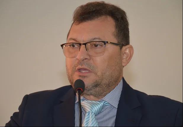 Chaguinha anuncia que votará contra projeto de incentivo ao Picos