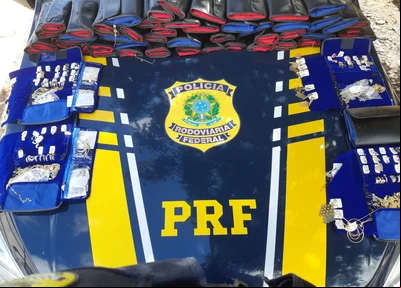 Material apreendido pela PRF na BR 316