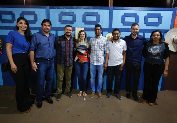 Autoridades presentes