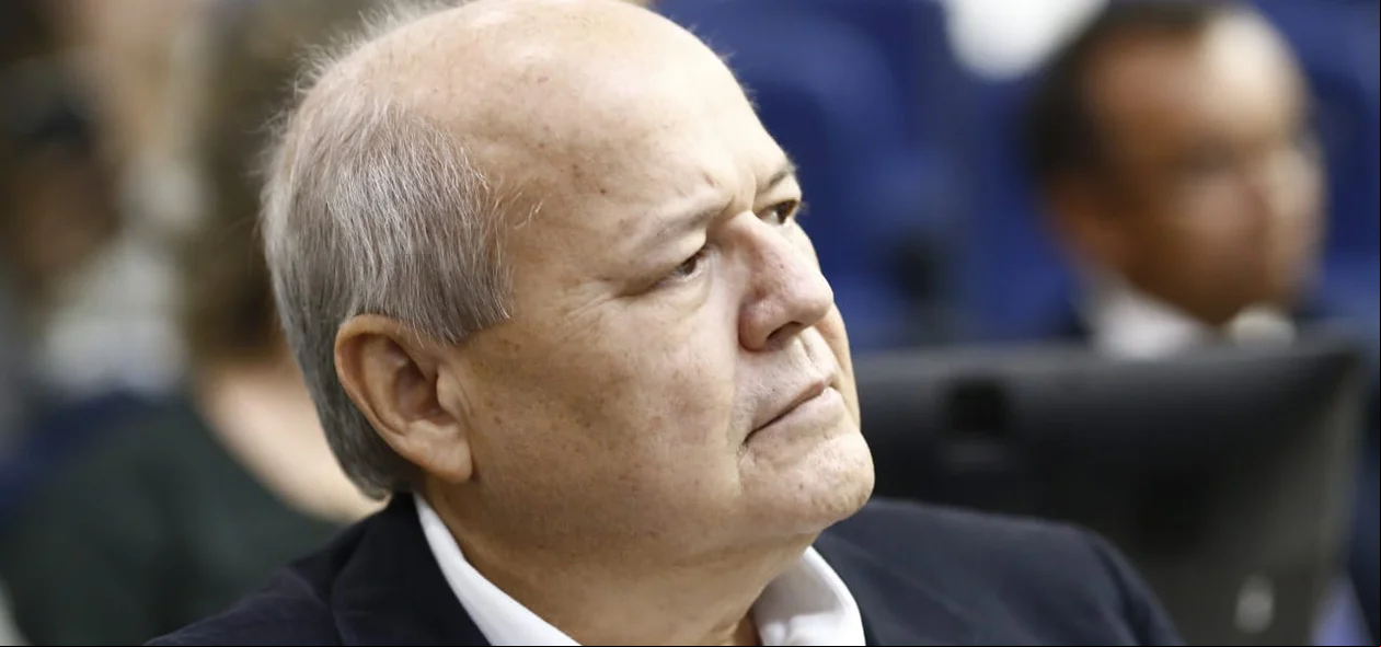 Presidente da Fundação Municipal de Saúde, Charles da Silveira