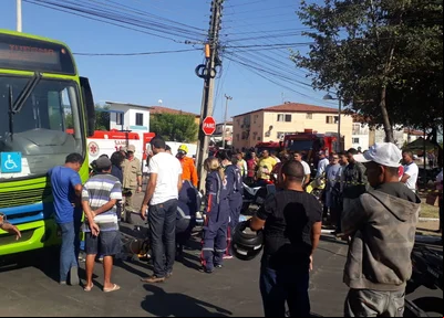 Acidente na praça do bairro Tancredo Neves