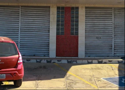 Autoescola onde aconteceu a tentativa de assalto na Morada do Sol