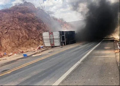 O local ficou interditado após o incêndio