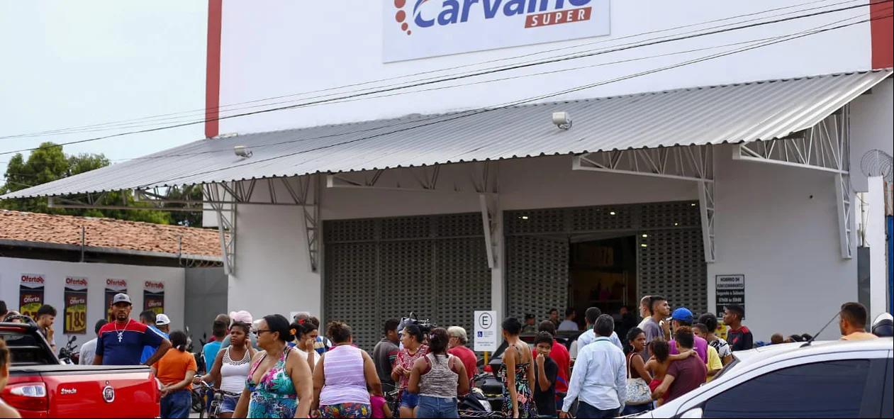 Comercial Carvalho onde o fiscal foi assassinado