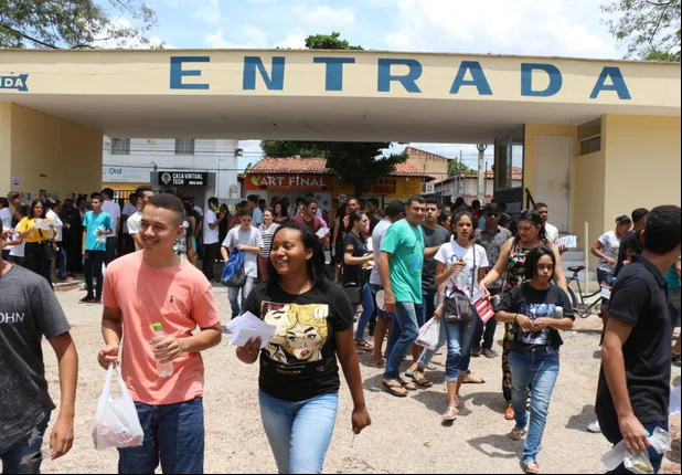 Mais de 122 mil estudantes realizam prova do Enem no Piauí 