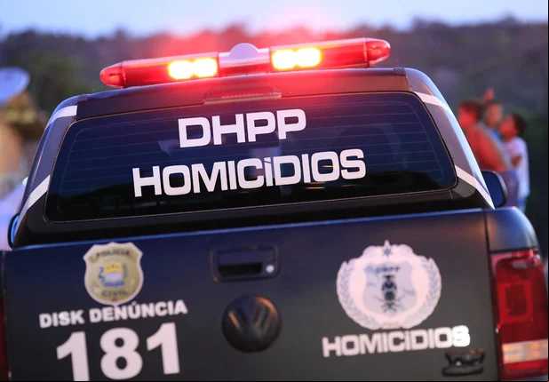 Homem é assassinado a facadas na Irmã Dulce e enteado é suspeito