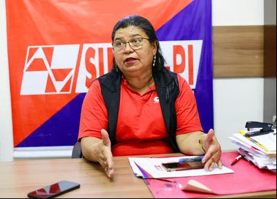 Paulina Almeida presidente do Sinte-PI 
