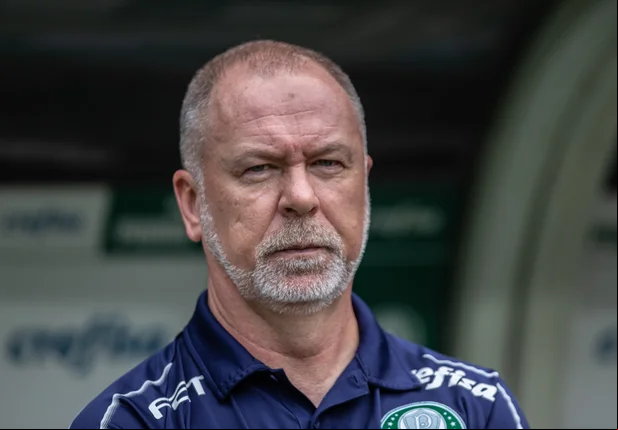 Mano Menezes está fora da equipe do Palmeiras, após derrota contra o Flamengo