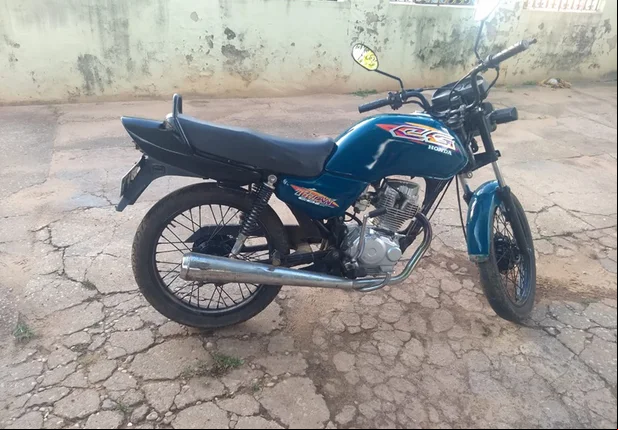Motocicleta recuperada em União