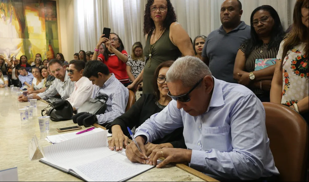 Conselheiro tomando posse no Conade
