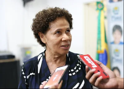 Regina Sousa 
