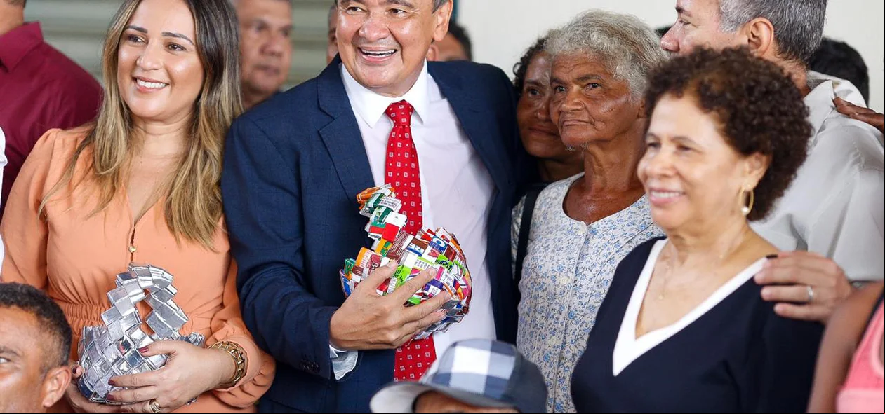 Wellington Dias comemora aniversário ao lado de Rejane dias e Regina Sousa
