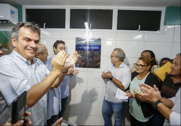 Entrega da reforma do hospital do bairro Dirceu em Teresina