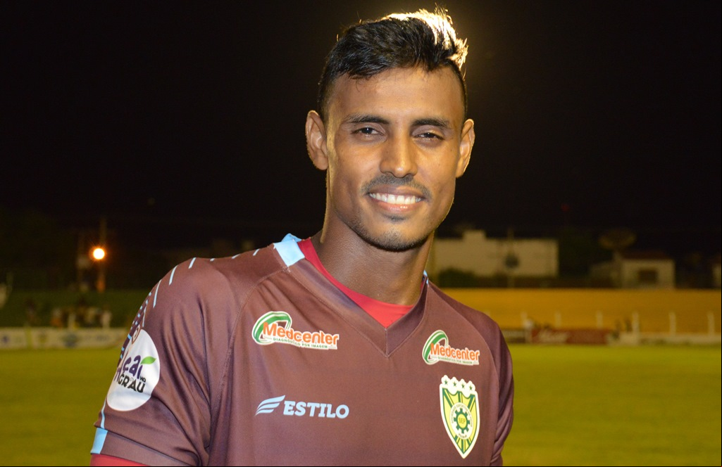 Goleiro do Picos Andrei foi o destaque do jogo