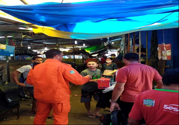 Corpo de Bombeiros de Picos intensifica higienização na cidade 