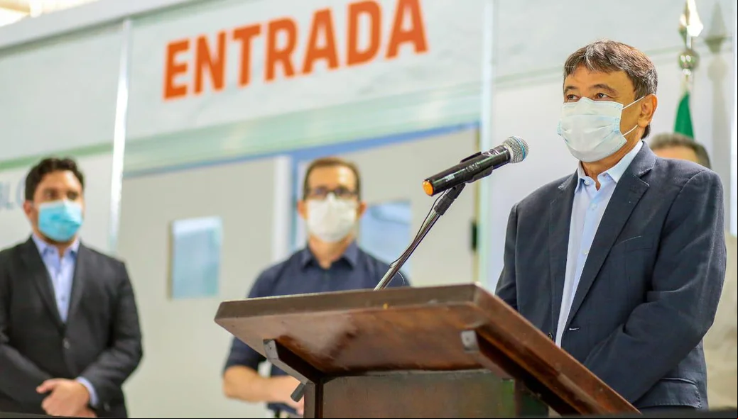 Wellington Dias inaugura hospital de campanha