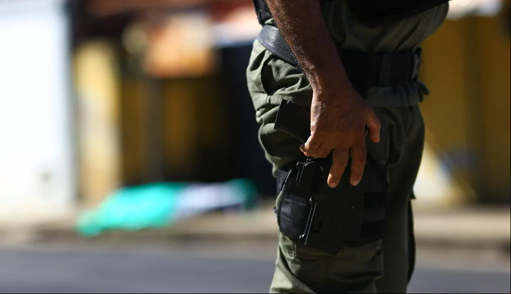 Polícia Militar no local do crime