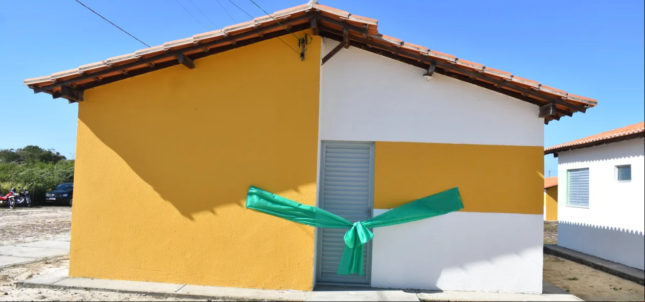 Casa foi entregue pelo prefeito Júnior Percy