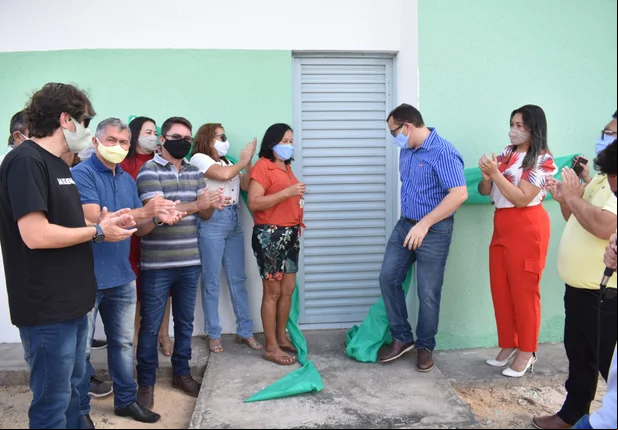 Júnior Percy entrega 100 casas em Buriti dos Lopes