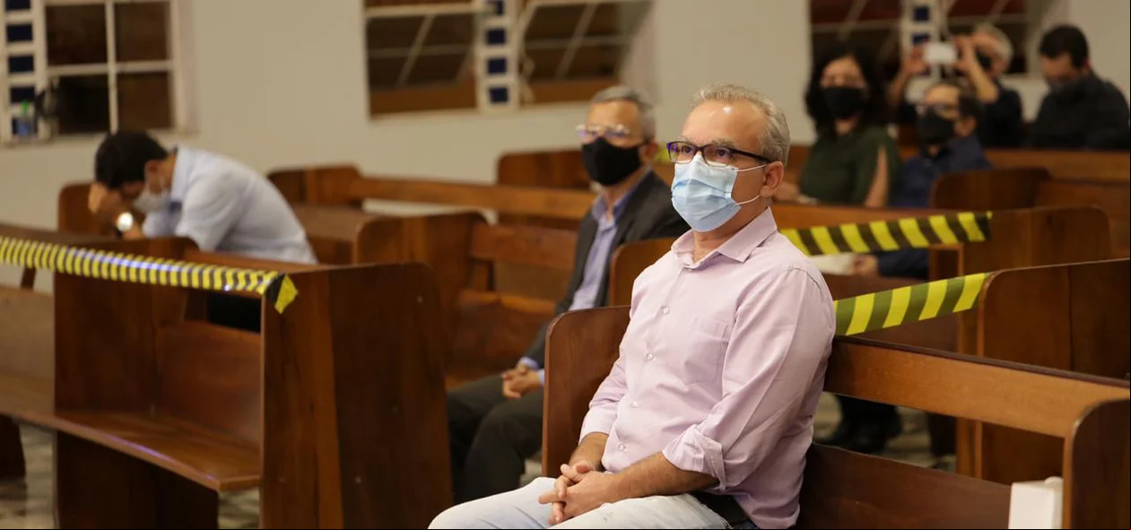 Igreja mantem os padrões de distanciamento
