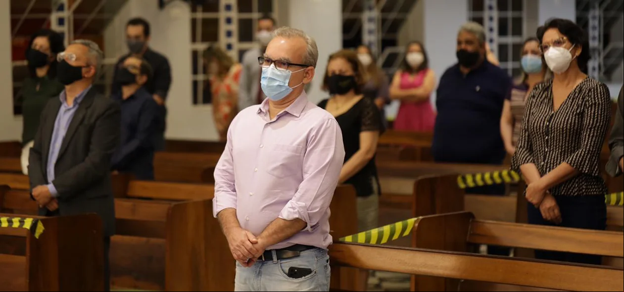 Prefeito participa de culto na Primeira Igreja Batista 