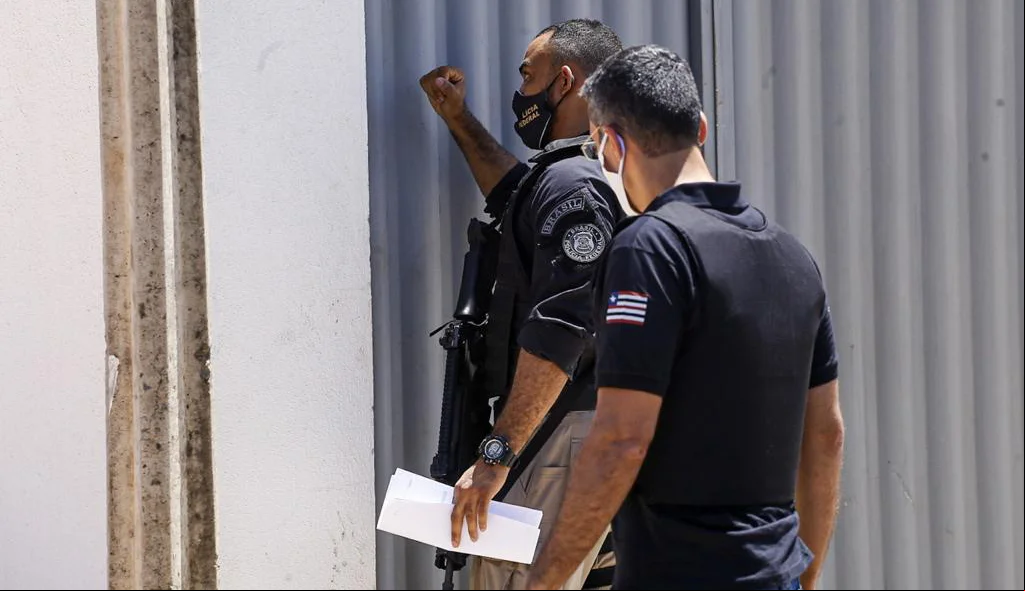 Agentes da PF