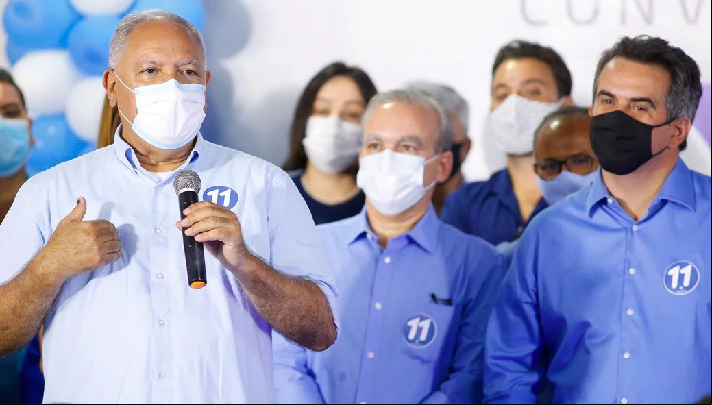 Kleber Montezuma ao lado de Firmino Filho e Ciro Nogueira