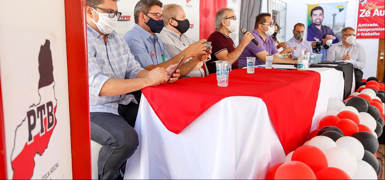 Presentes na convenção do PTB em Teresina