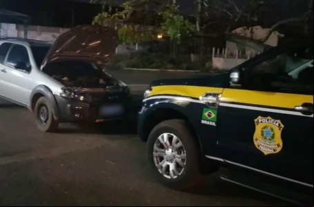 Veículo recuperado pela Polícia Rodoviária Federal